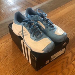 Adidas women barricade team tennis shoes. Size 8.5.